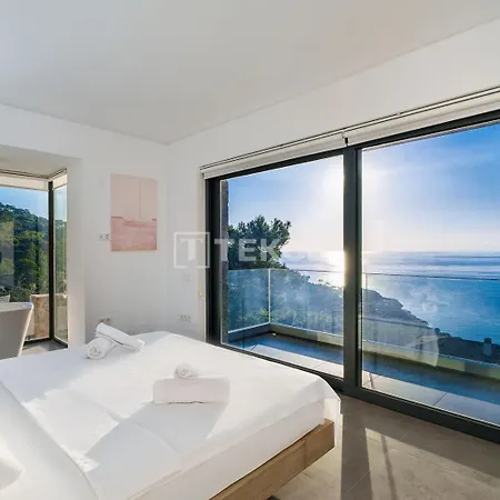 Tekce N131 Villa Faralya